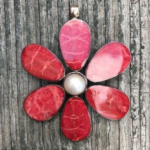 BOHO semi-precious statement pendant coral pearl